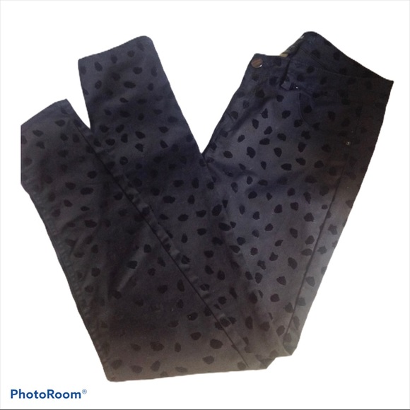 H&M Denim - H&M Black Leopard Print Flocked Skinny Jeans - 8